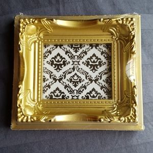 Gold picture frame refrigerator magnet